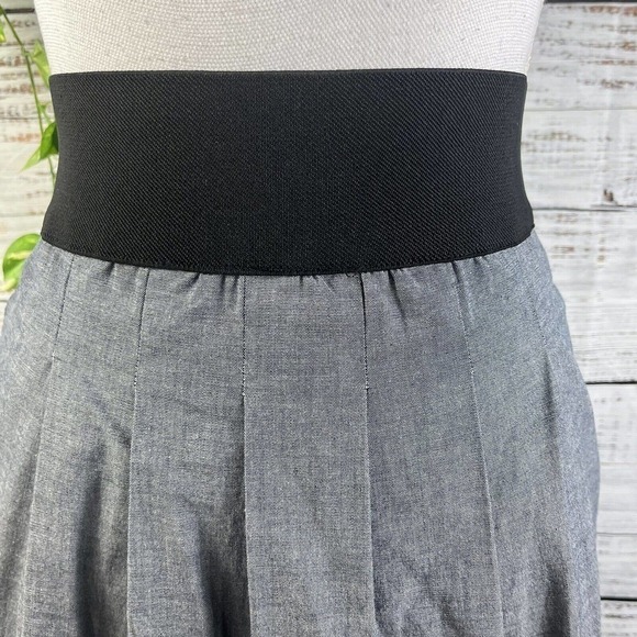 Alfani Skirt size Medium Blue Chambray Straight Knee Preppy Slim Casual Pockets - Picture 4 of 9